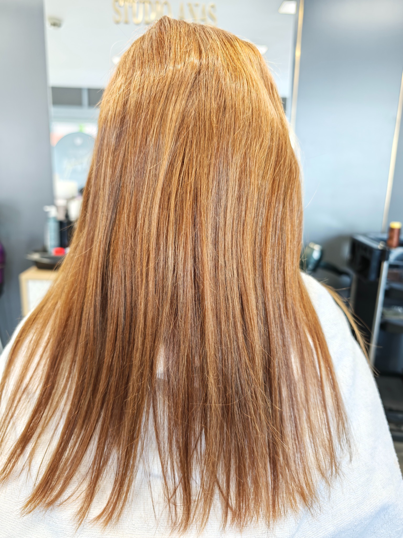 Antes da quarta transformação com extensão de cabelos Mega Hair no Studio Ana’s