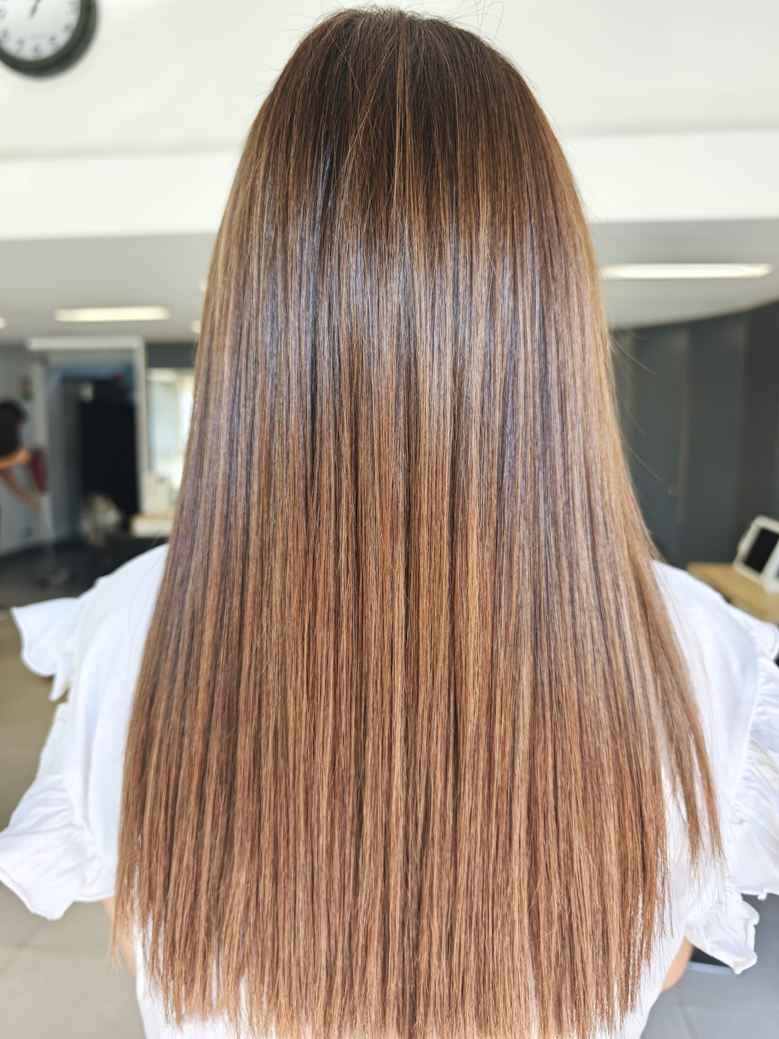 Depois da nona transformação com extensão de cabelos Mega Hair no Studio Ana’s